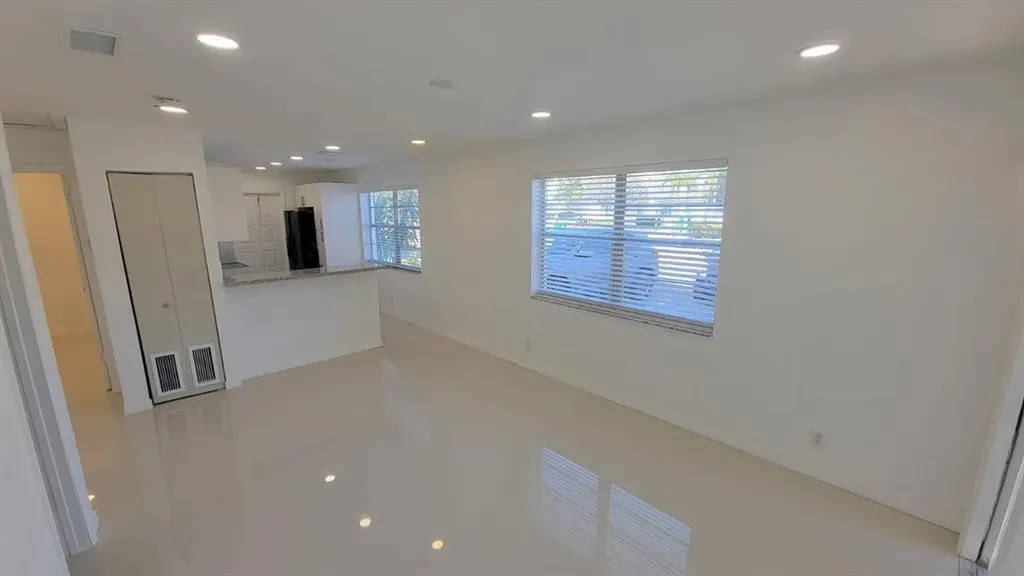 831 NW 14th Way Fort Lauderdale FL 33311