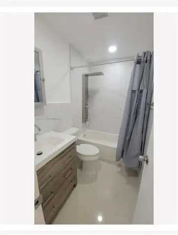 831 NW 14th Way Fort Lauderdale FL 33311