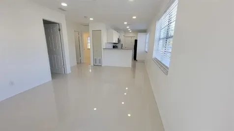 831 NW 14th Way Fort Lauderdale FL 33311