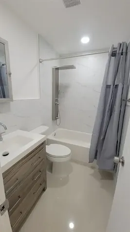 831 NW 14th Way Fort Lauderdale FL 33311