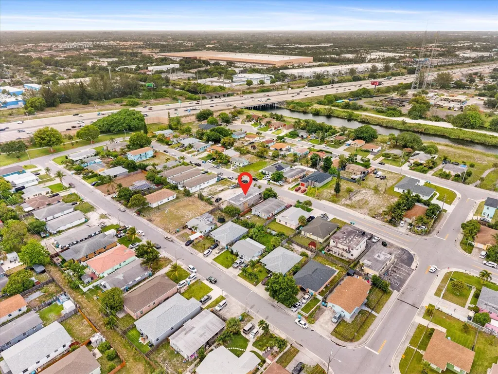 526 NW 12th Avenue Boynton Beach FL