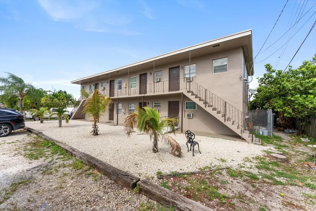 526 NW 12th Avenue Boynton Beach FL