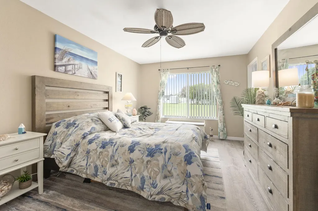 651 SW Old Briar Avenue Port St Lucie FL 34953