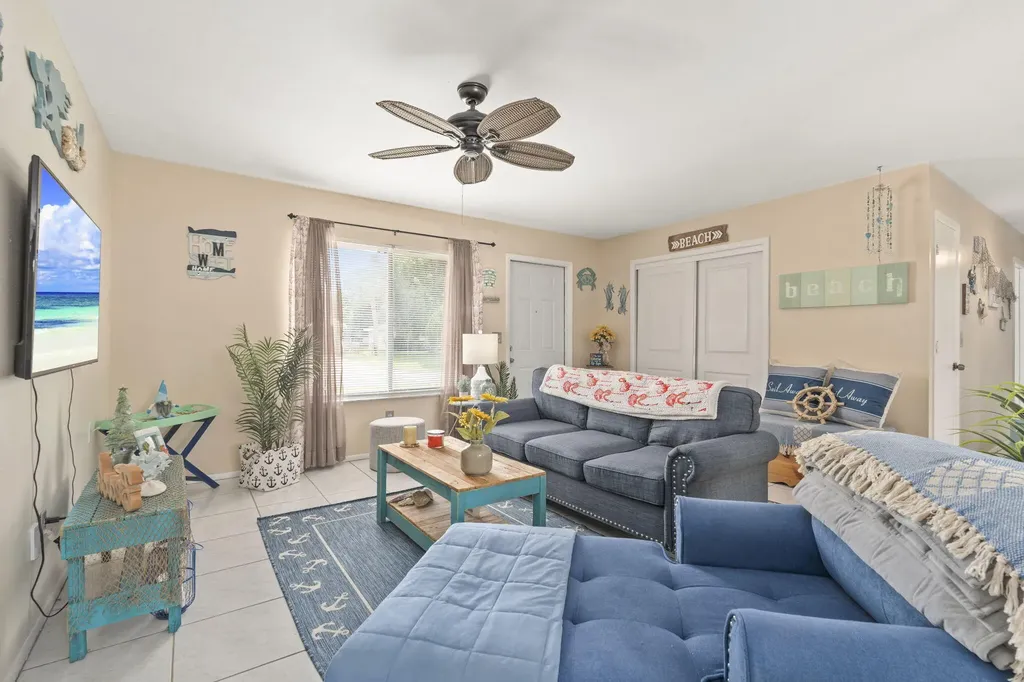 651 SW Old Briar Avenue Port St Lucie FL 34953