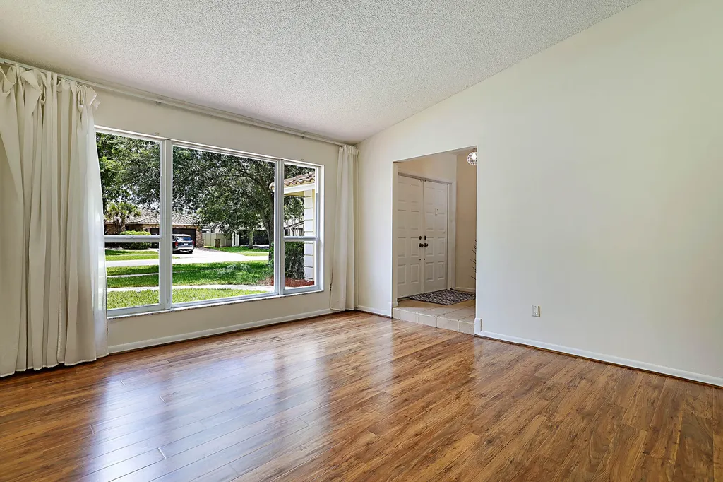 20869 Sonrisa Way Boca Raton FL 33433