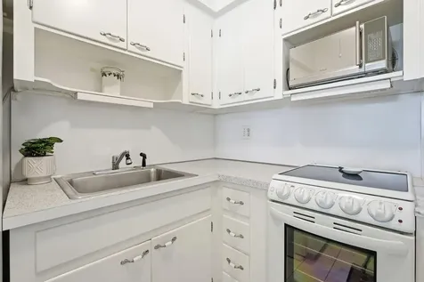 801 Atlantic Shores Boulevard Hallandale Beach FL 33009
