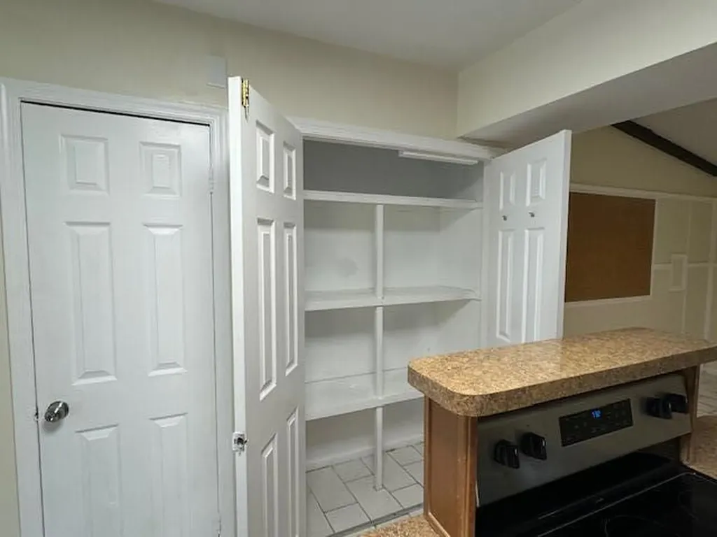 2899 NE 2nd Avenue Boca Raton FL 33431