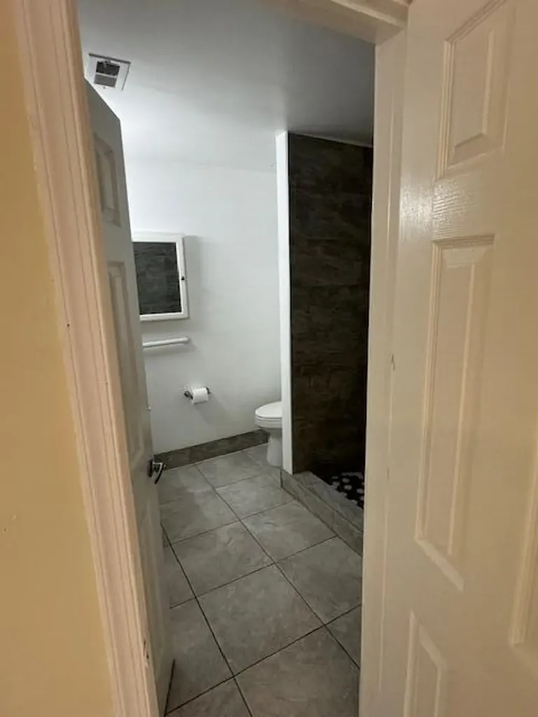 2899 NE 2nd Avenue Boca Raton FL 33431