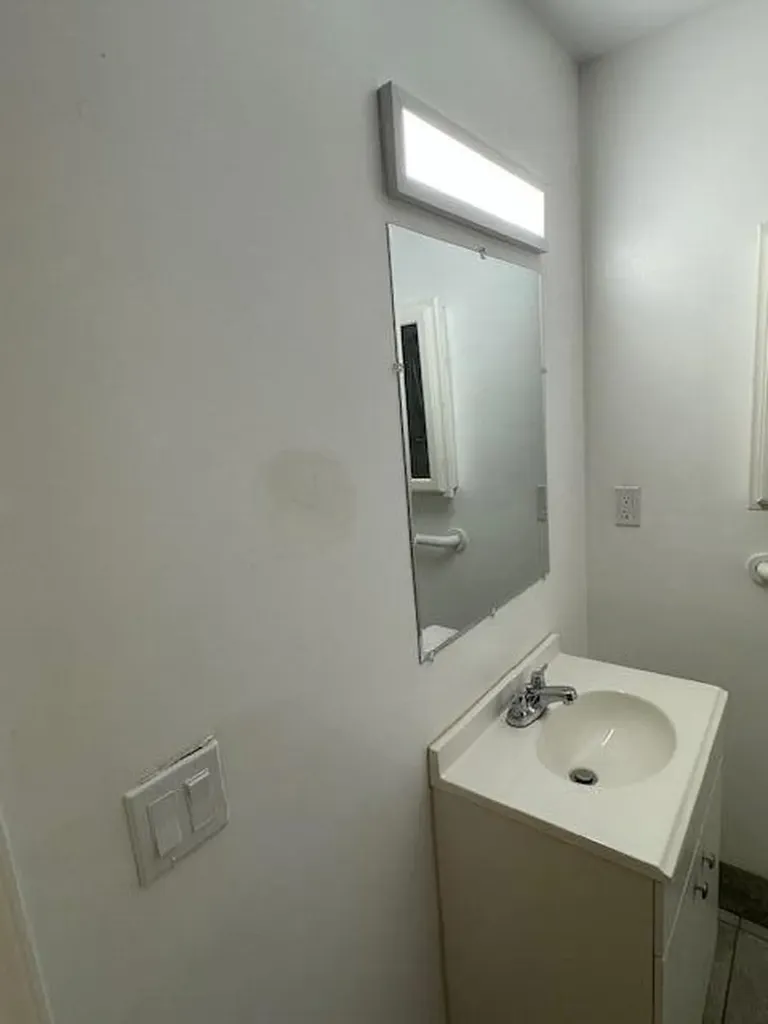 2899 NE 2nd Avenue Boca Raton FL 33431