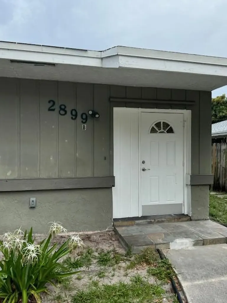 2899 NE 2nd Avenue Boca Raton FL 33431