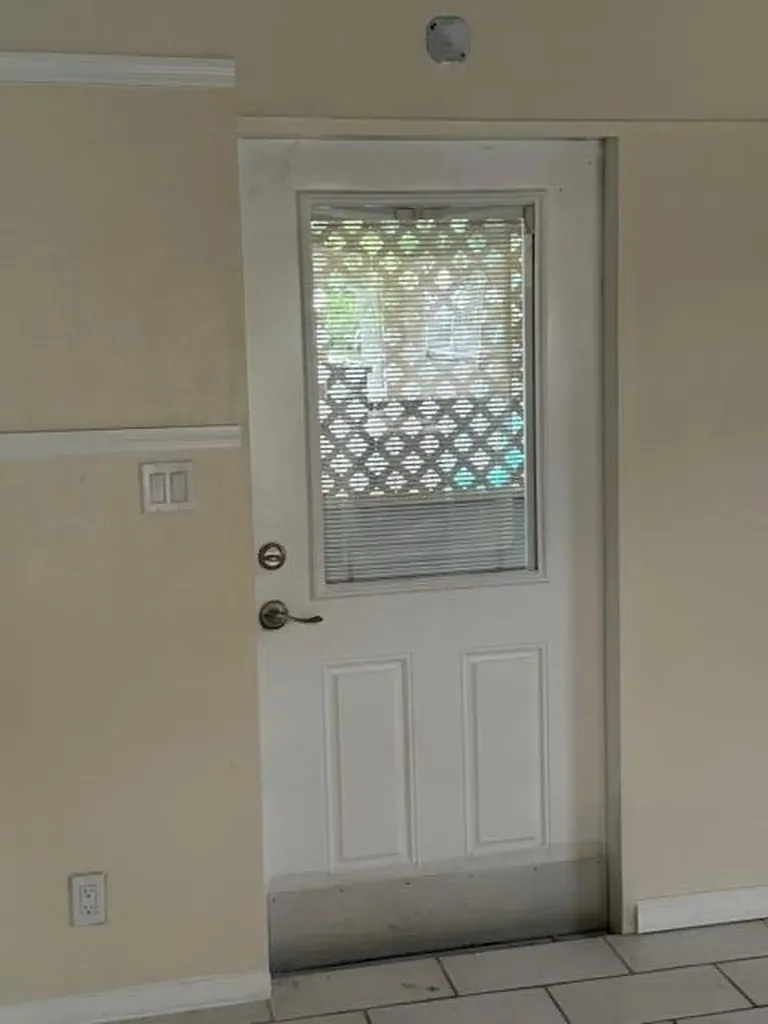 2899 NE 2nd Avenue Boca Raton FL 33431