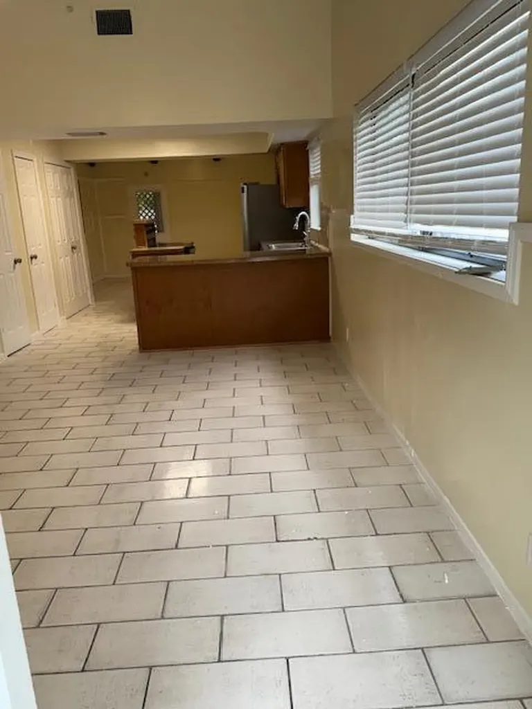 2899 NE 2nd Avenue Boca Raton FL 33431
