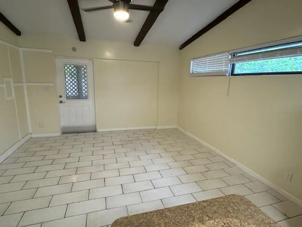 2899 NE 2nd Avenue Boca Raton FL 33431