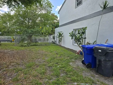 7900 SW 7th Place North Lauderdale FL 33068