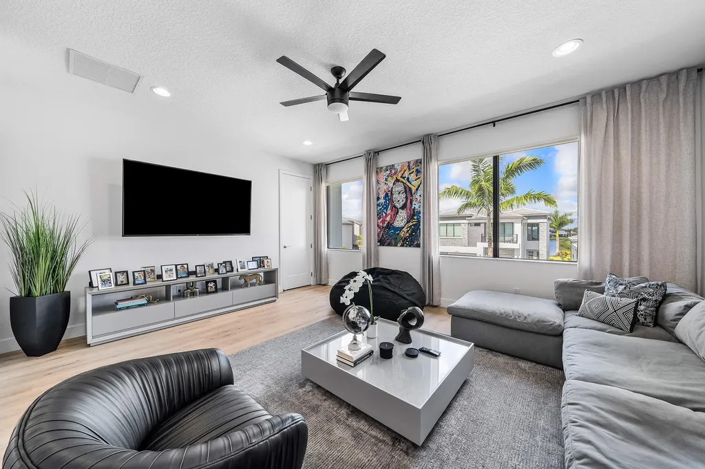 20288 Castle Stuart Avenue Boca Raton FL 33434