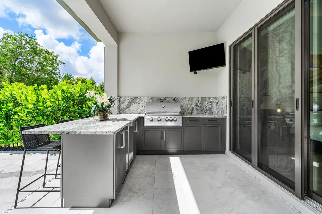 20288 Castle Stuart Avenue Boca Raton FL 33434