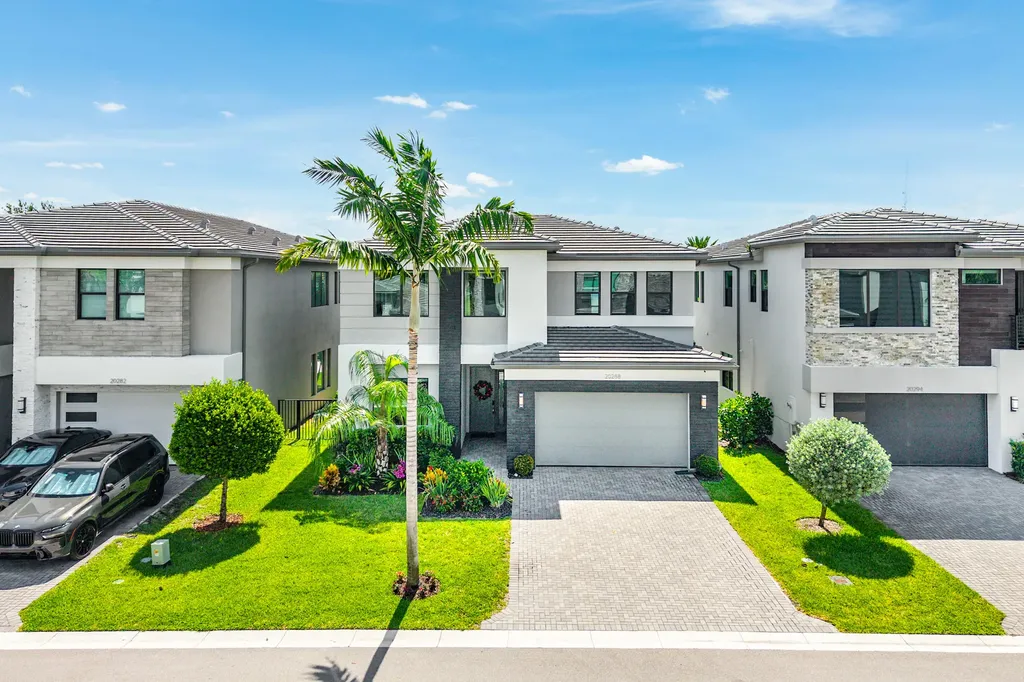 20288 Castle Stuart Avenue Boca Raton FL 33434