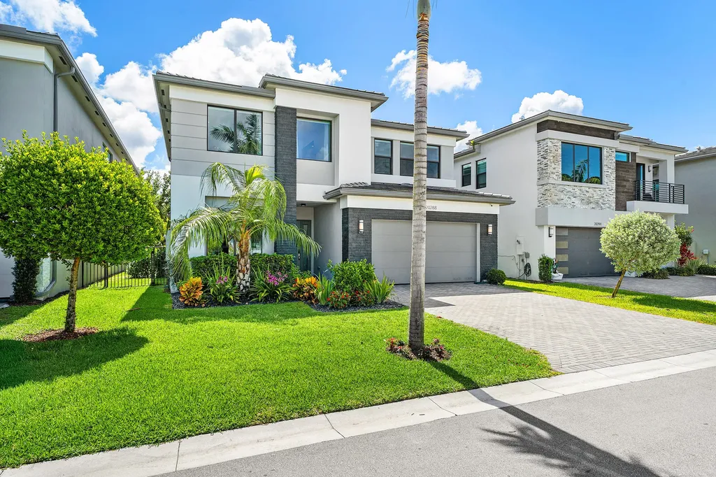 20288 Castle Stuart Avenue Boca Raton FL 33434
