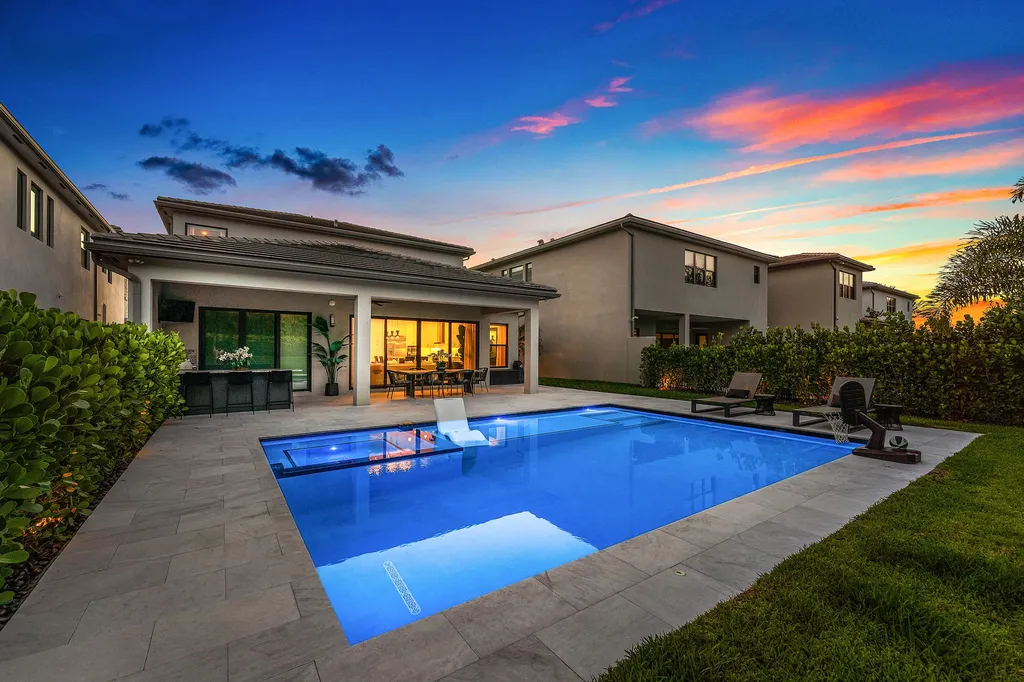20288 Castle Stuart Avenue Boca Raton FL 33434