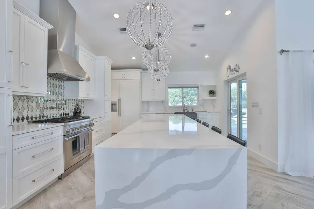 713 Forsyth Street Boca Raton FL 33487
