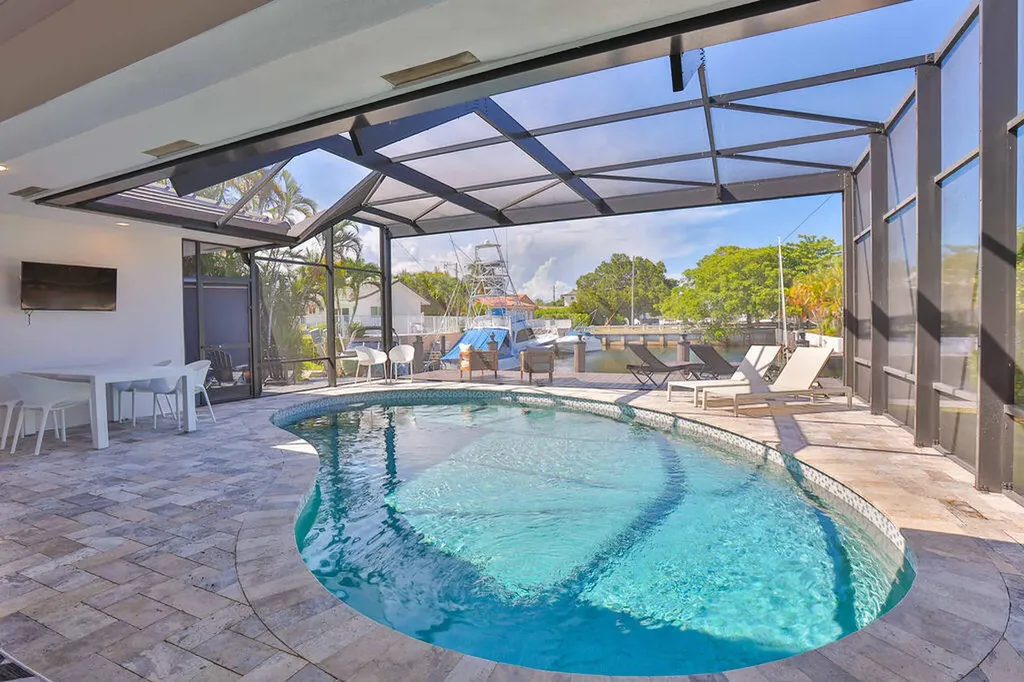 713 Forsyth Street Boca Raton FL 33487