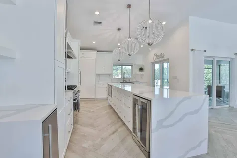 713 Forsyth Street Boca Raton FL 33487