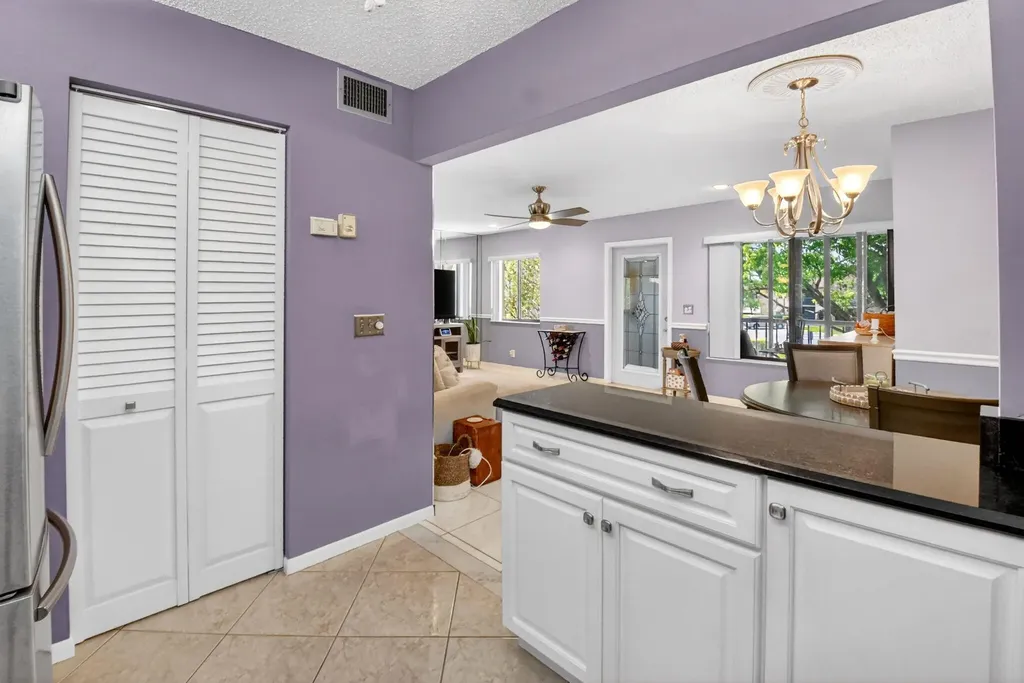 207 Pine Hov Circle Greenacres FL 33463