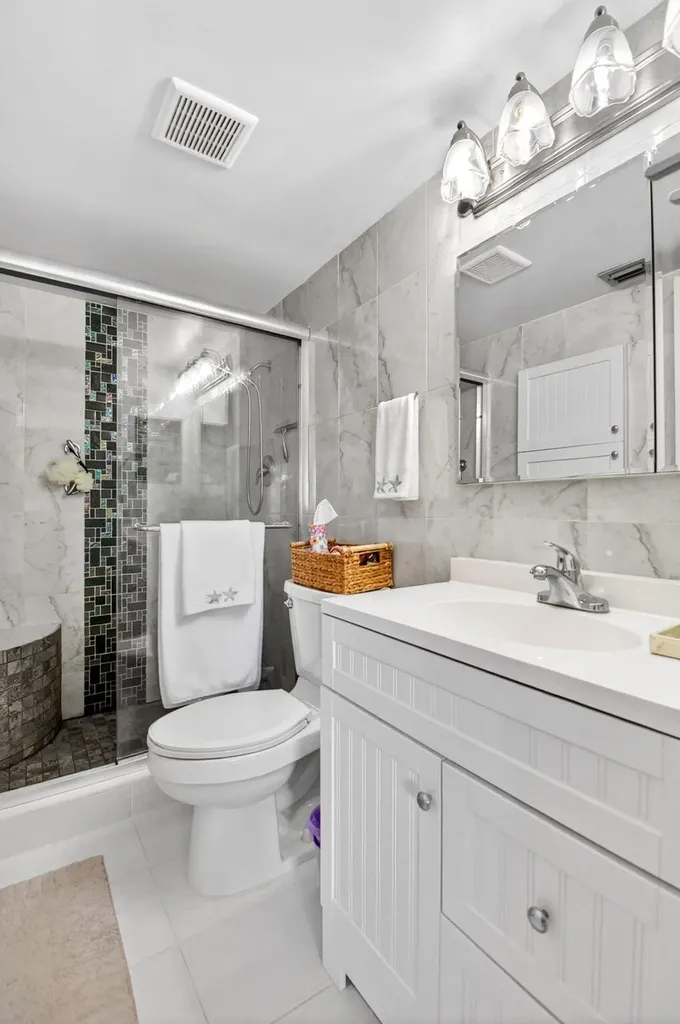 207 Pine Hov Circle Greenacres FL 33463