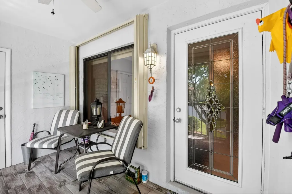 207 Pine Hov Circle Greenacres FL 33463