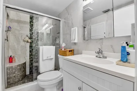 207 Pine Hov Circle Greenacres FL 33463