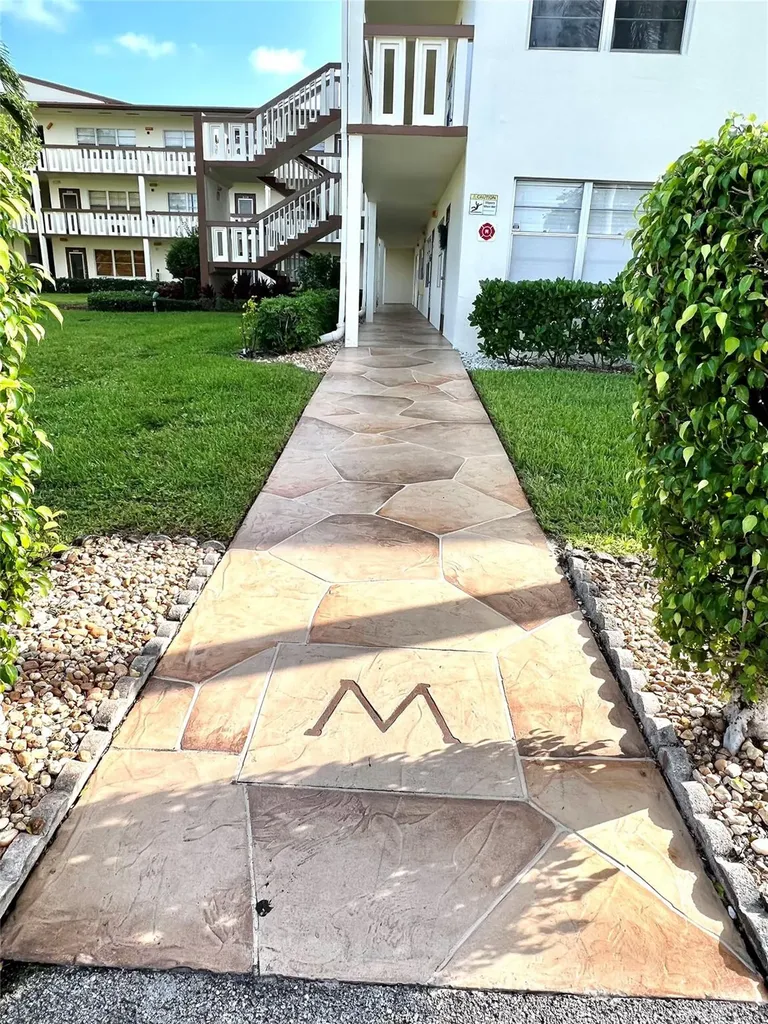 517 Mansfield M Boca Raton FL 33434