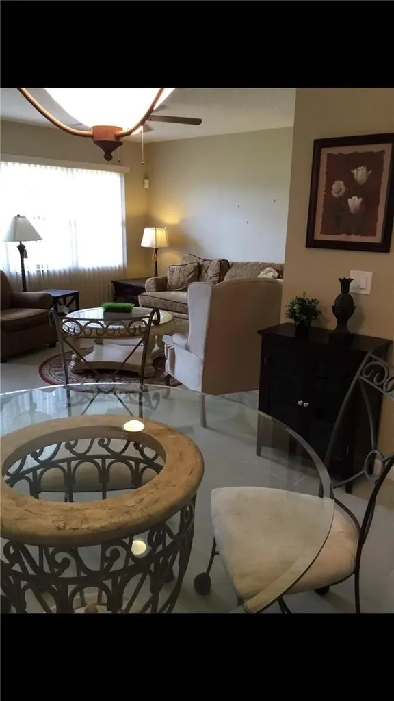 517 Mansfield M Boca Raton FL 33434