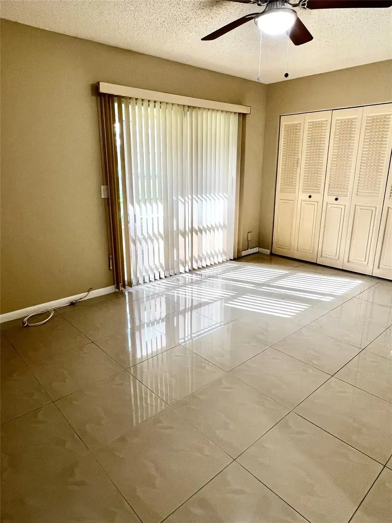 517 Mansfield M Boca Raton FL 33434