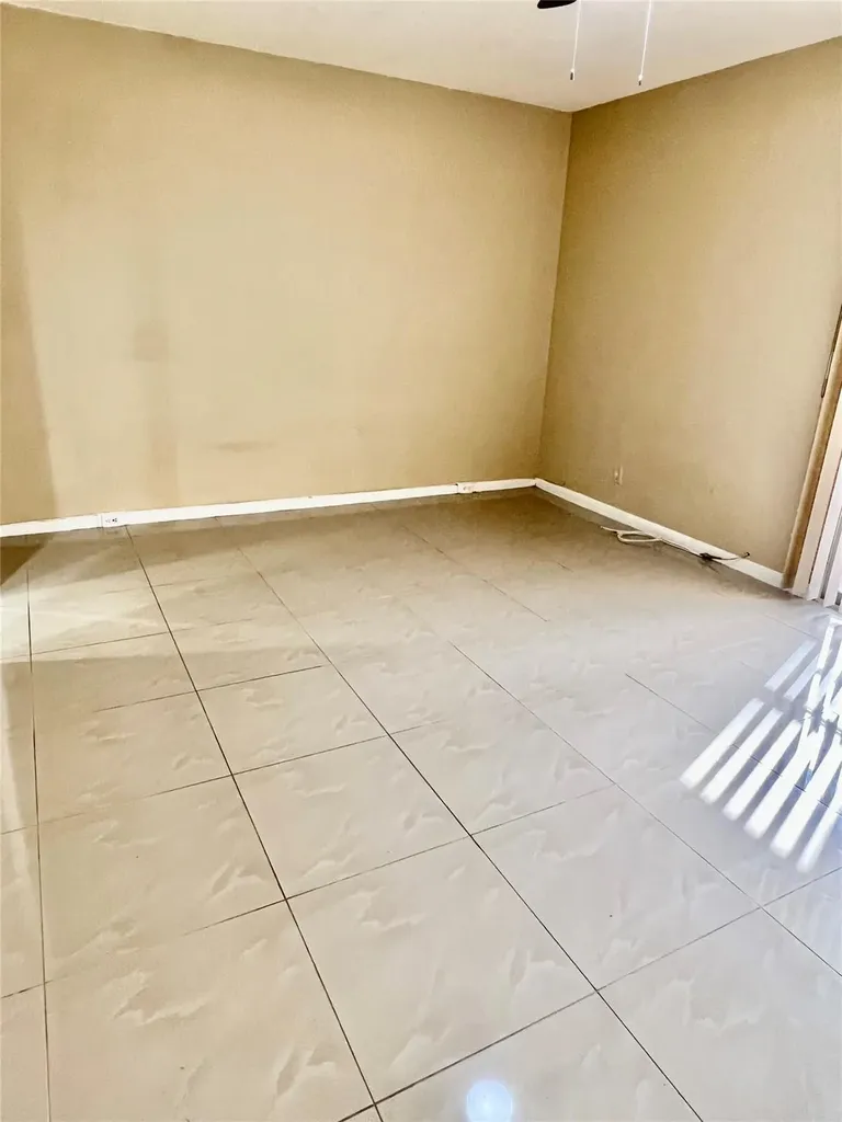 517 Mansfield M Boca Raton FL 33434