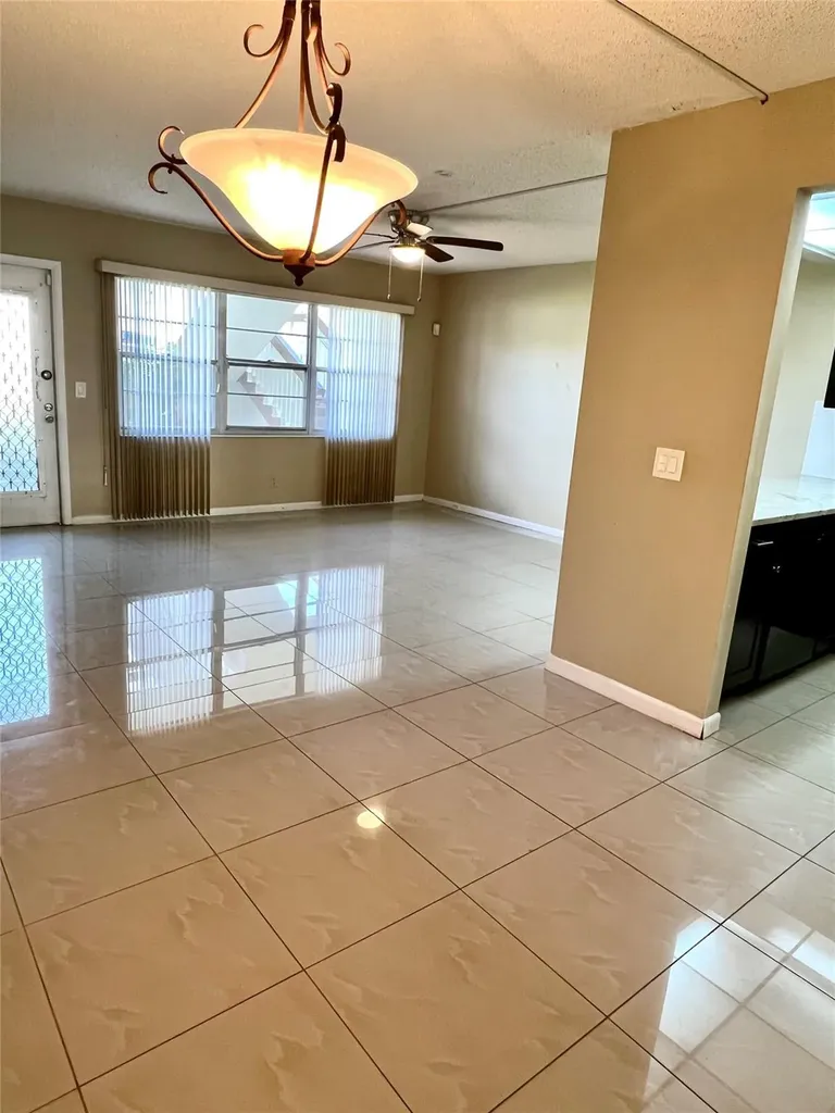517 Mansfield M Boca Raton FL 33434