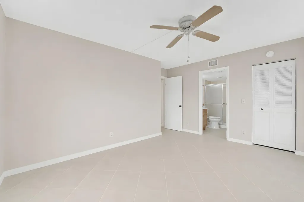 821 Sky Pine Way Greenacres FL 33415