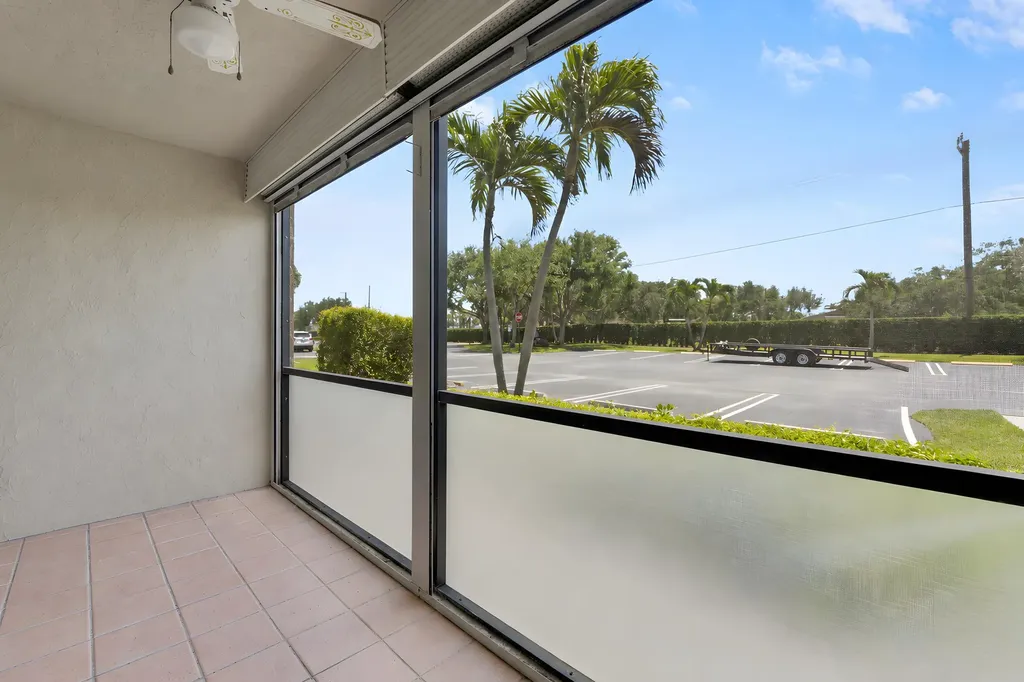 821 Sky Pine Way Greenacres FL 33415