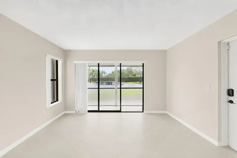 821 Sky Pine Way Greenacres FL 33415