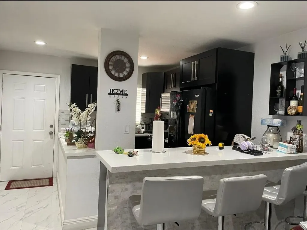 4655 Palm Avenue Hialeah FL 33012