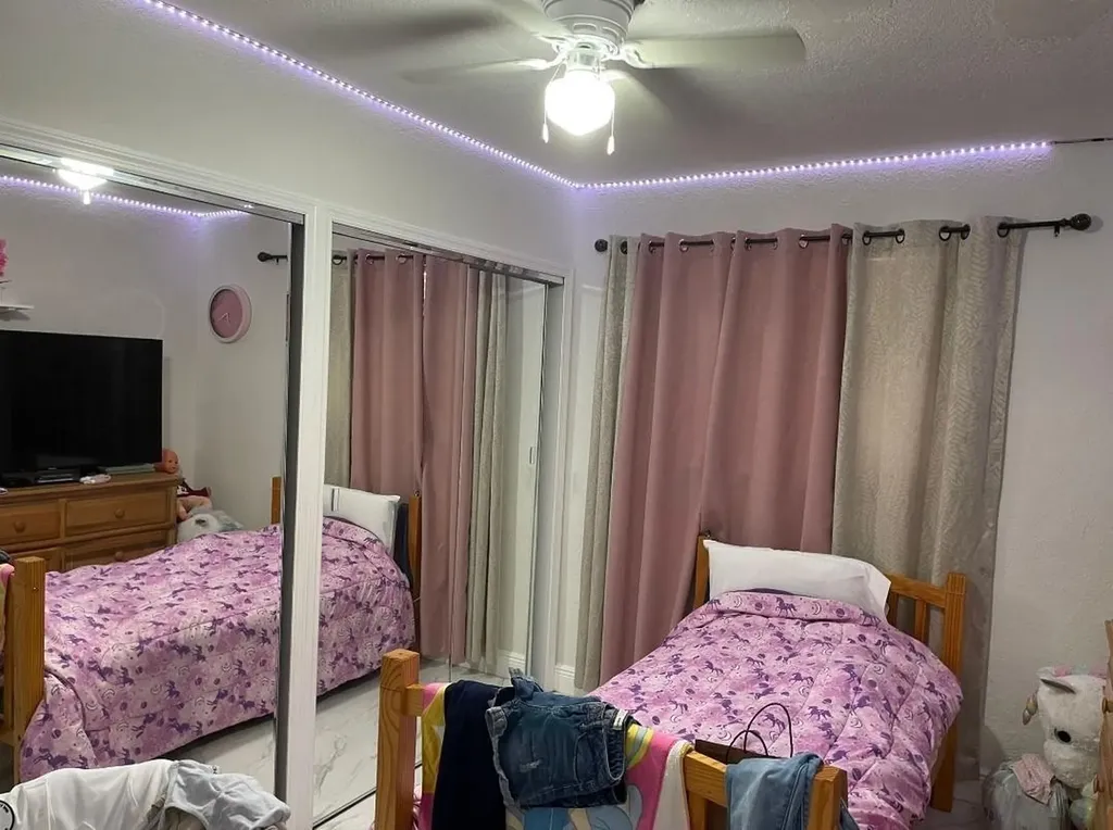 4655 Palm Avenue Hialeah FL 33012