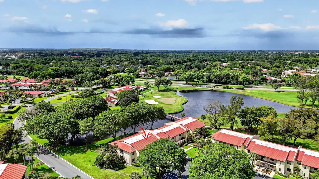8310 Casa Del Lago Boca Raton FL 33433
