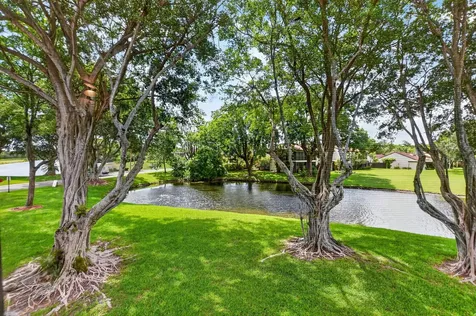 8310 Casa Del Lago Boca Raton FL 33433