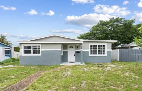 2571 NW 18th Court Fort Lauderdale FL 33311
