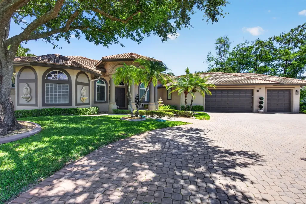 5884 NW 79th Way Parkland FL 33067