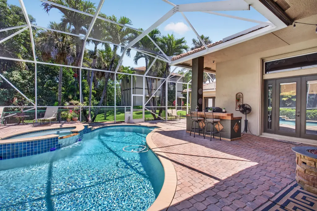5884 NW 79th Way Parkland FL 33067