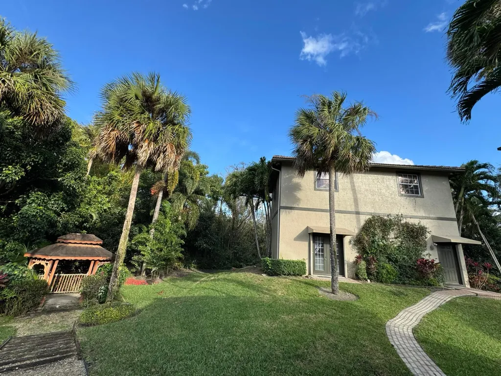 5884 NW 79th Way Parkland FL 33067