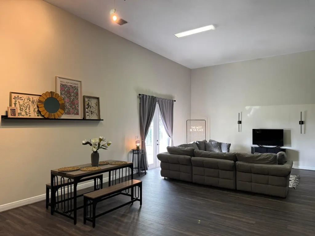 5884 NW 79th Way Parkland FL 33067
