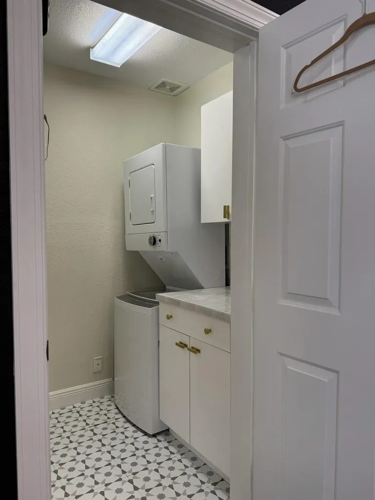 5884 NW 79th Way Parkland FL 33067