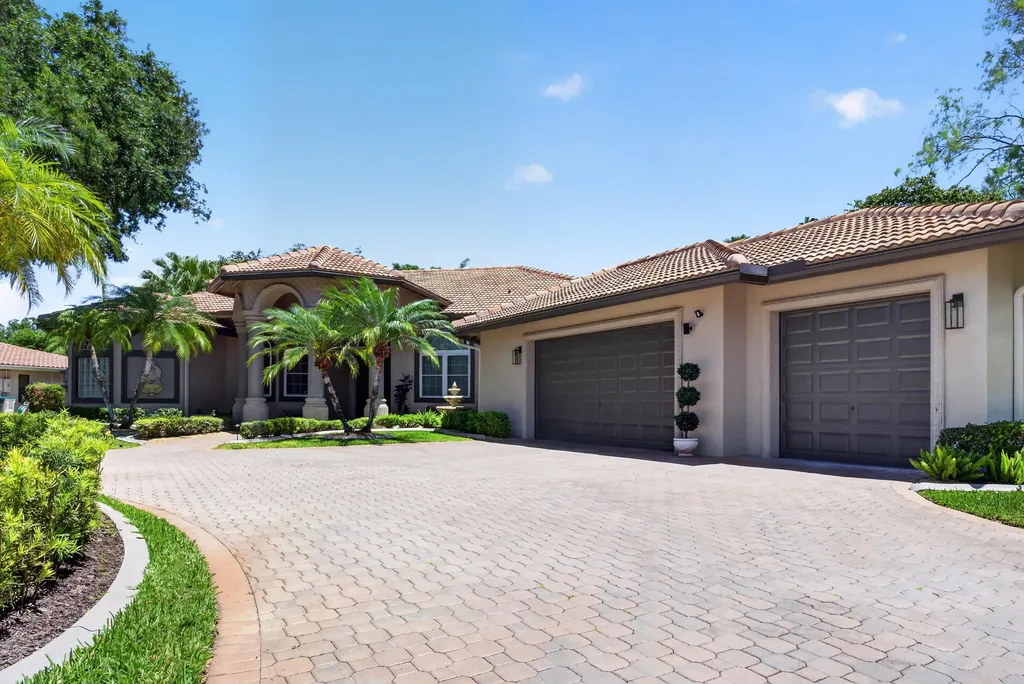 5884 NW 79th Way Parkland FL 33067