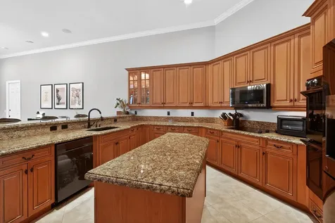 5884 NW 79th Way Parkland FL 33067